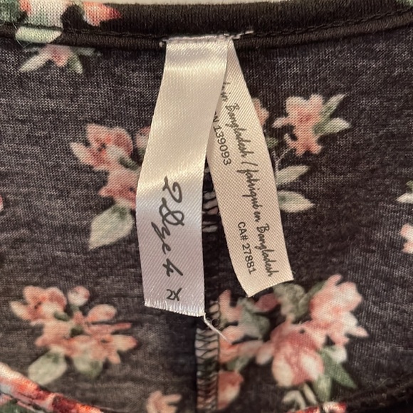 Floral Tank Top - Picture 4 of 6